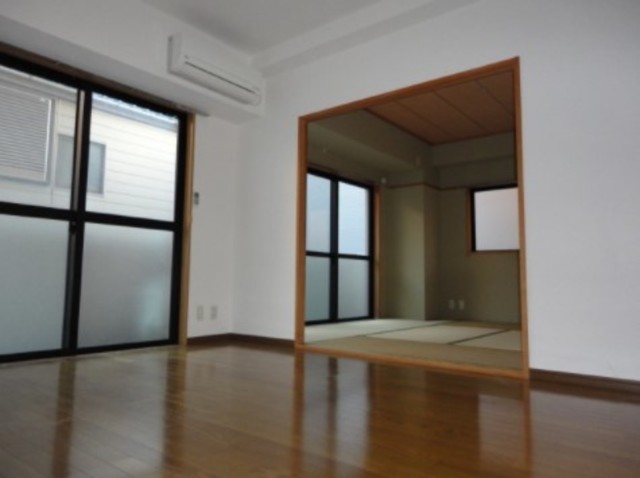 居室・リビング　居室