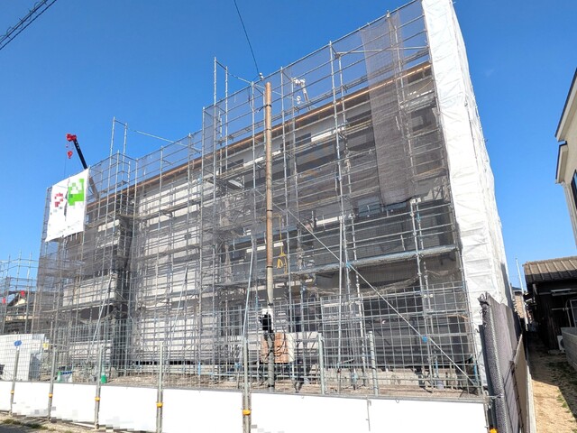 建物外観　建築中