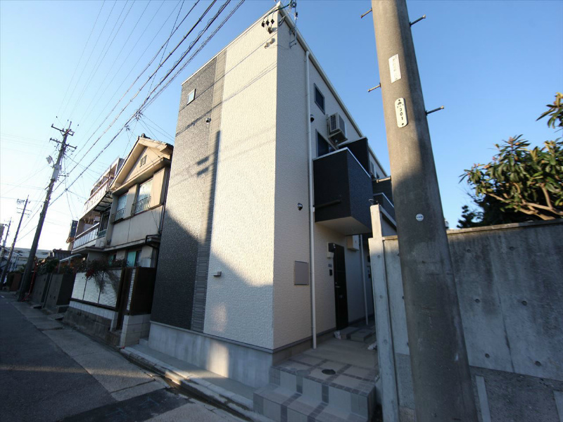 建物外観　外観　デザイナーズ　光インターネット無料