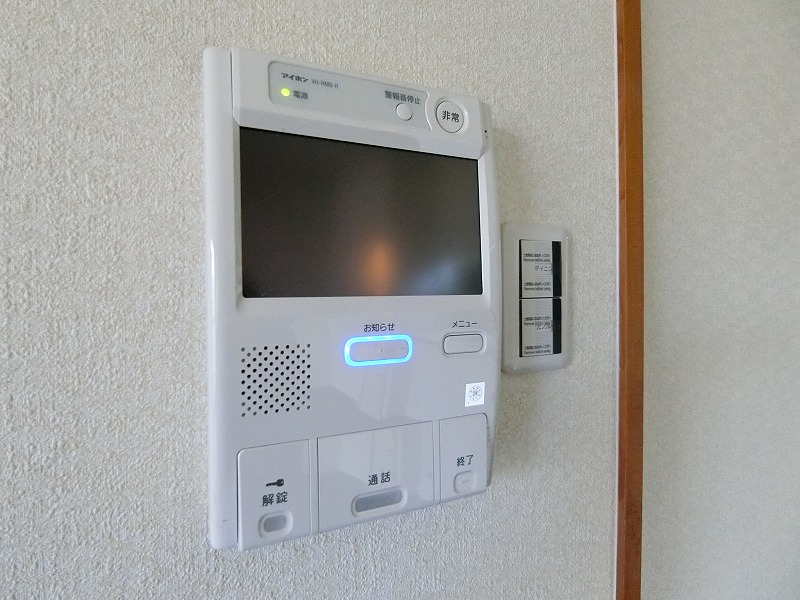 セキュリティ　モニター付インターフォンで安心です！