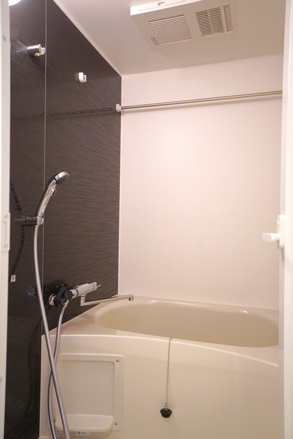 バス・シャワールーム　※写真は同タイプ住戸です。