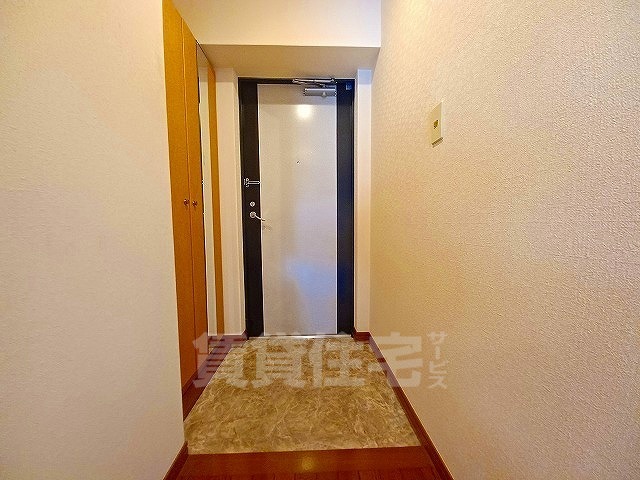 玄関　反転タイプ