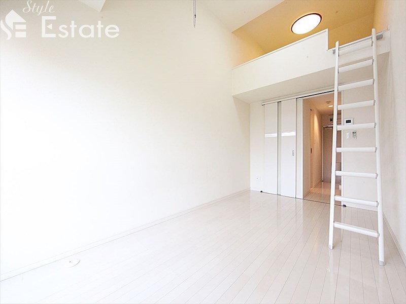 居室・リビング　内装