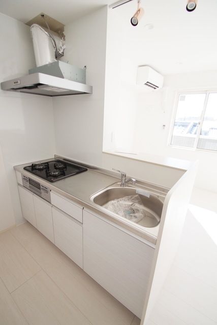 キッチン　★おしゃれなカウンターシステムキッチンです★