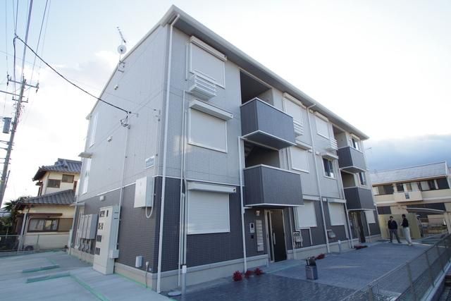 建物外観　★愛甲石田駅まで徒歩約5分★