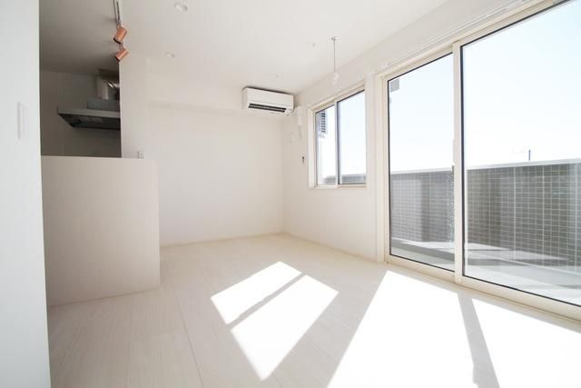 居室・リビング　★日当たりの良いリビングです★