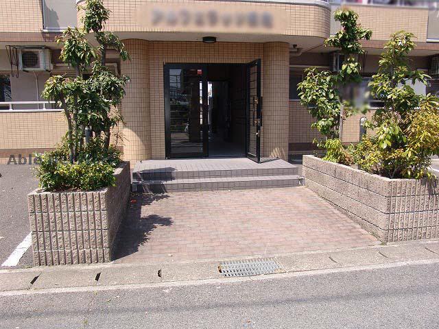 エントランス　エントランス部分