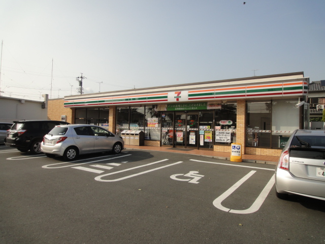 コンビニ　セブンイレブン 浜松高丘北店（コンビニ）まで446m