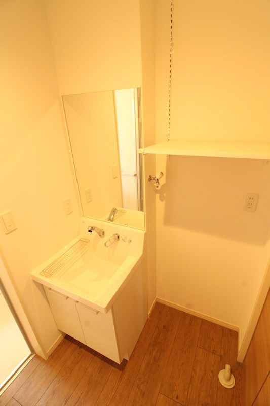 洗面設備　まとまった水回りが使いやすい洗面脱衣場