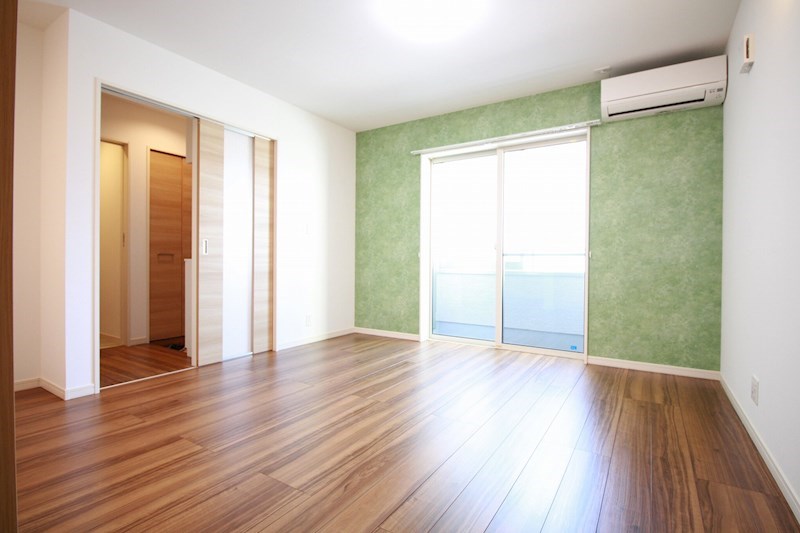居室・リビング　エアコン・照明・インターネット無料完備