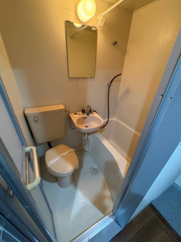 トイレ　※別室参考写真