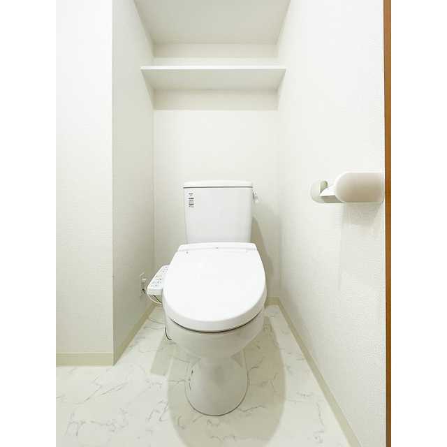 トイレ　コンパクトで使いやすいトイレです