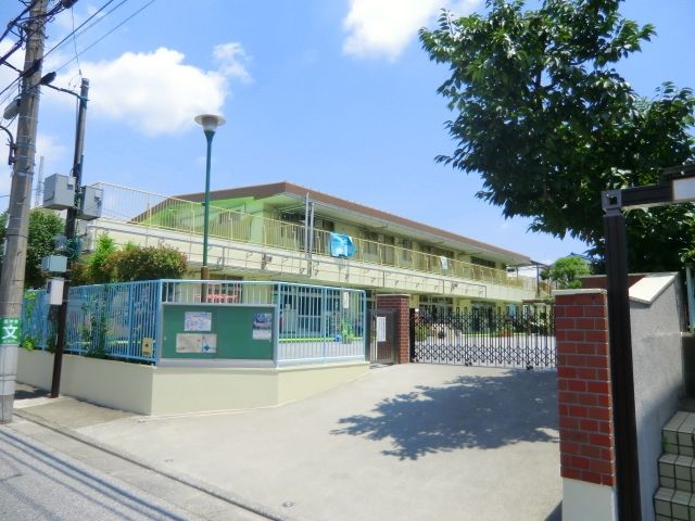 幼稚園・保育園　西綾瀬保育園（幼稚園・保育園）まで270m