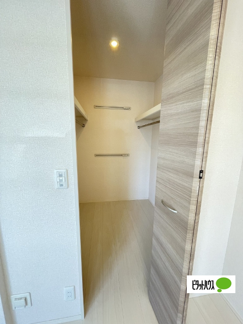 収納　洋服が多い方へのウォークインクローゼット♪