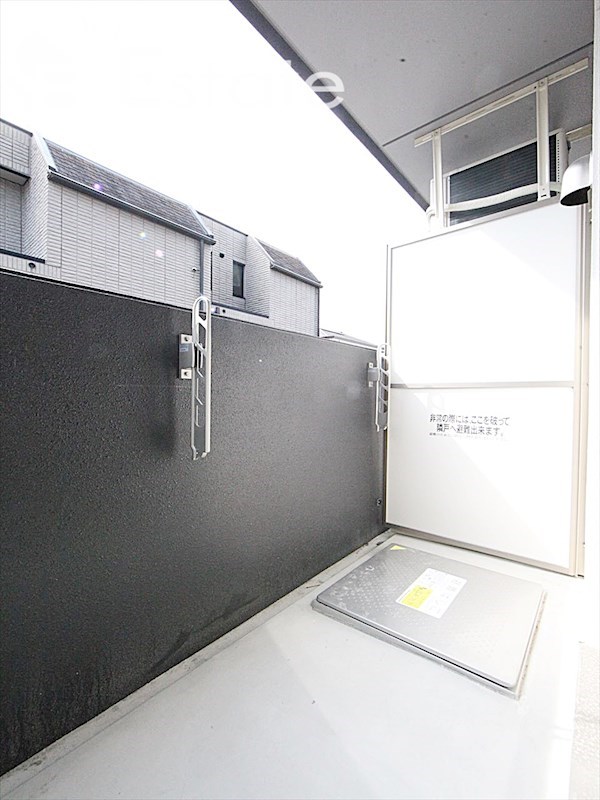 バルコニー　バルコニー