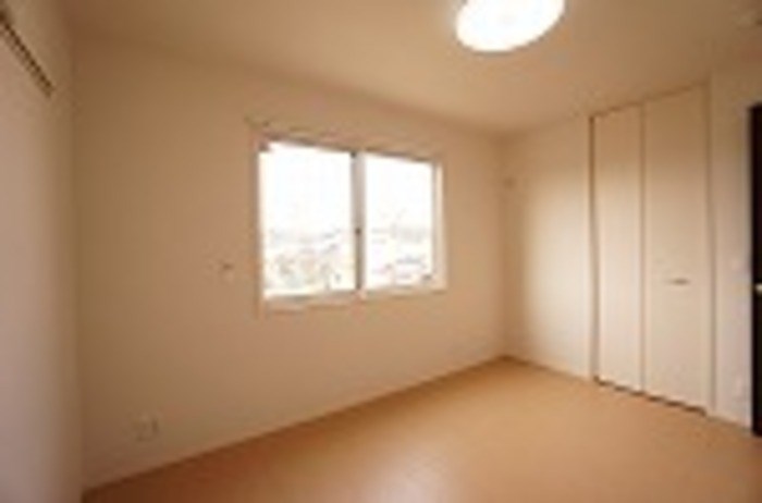 その他部屋・スペース　6帖洋室、ウォークインクローゼットあります◎