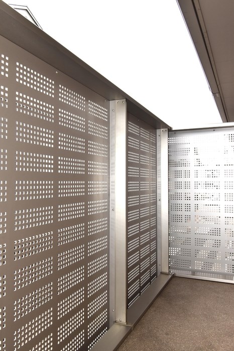 バルコニー　南側のバルコニーがあり陽当たり良好！洗濯物乾きやすい！