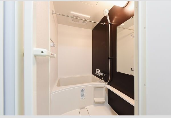 バス・シャワールーム　★☆他社掲載も内見や契約可能！相見積もり大歓迎☆★