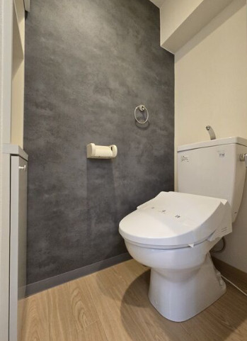 トイレ　同物件内別部屋のお写真になります※現況優先