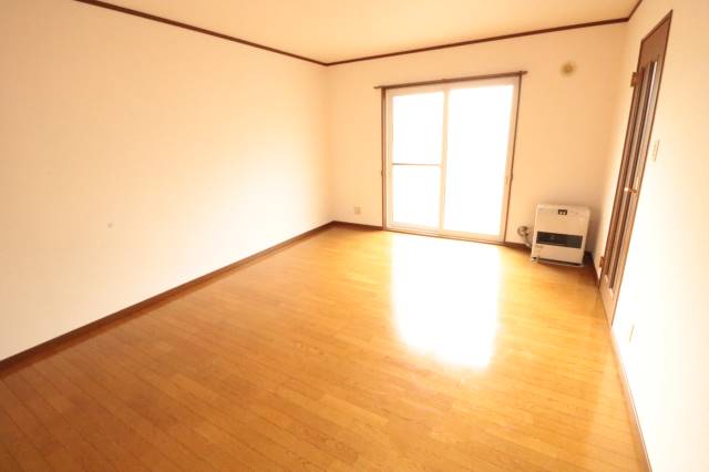 居室・リビング　広々リビングスペース♪