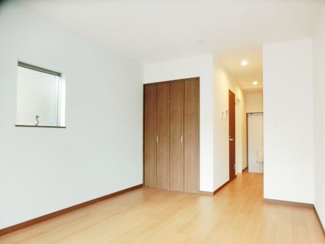 その他部屋・スペース　お部屋に収納があるので広々使えますね