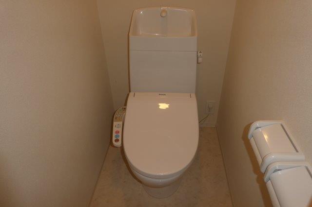 トイレ　ウォシュレット
