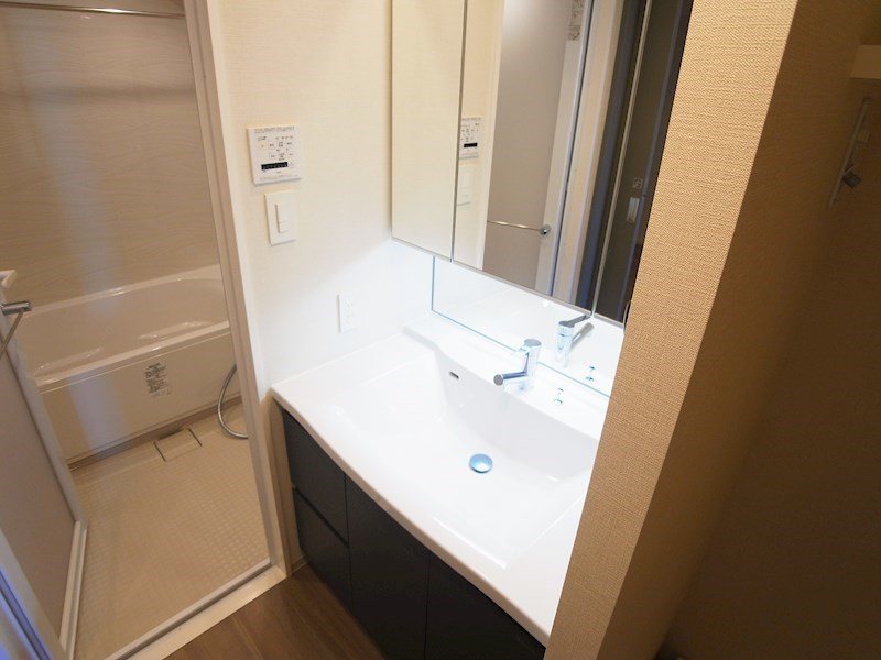 洗面設備　同物件別部屋参考写真