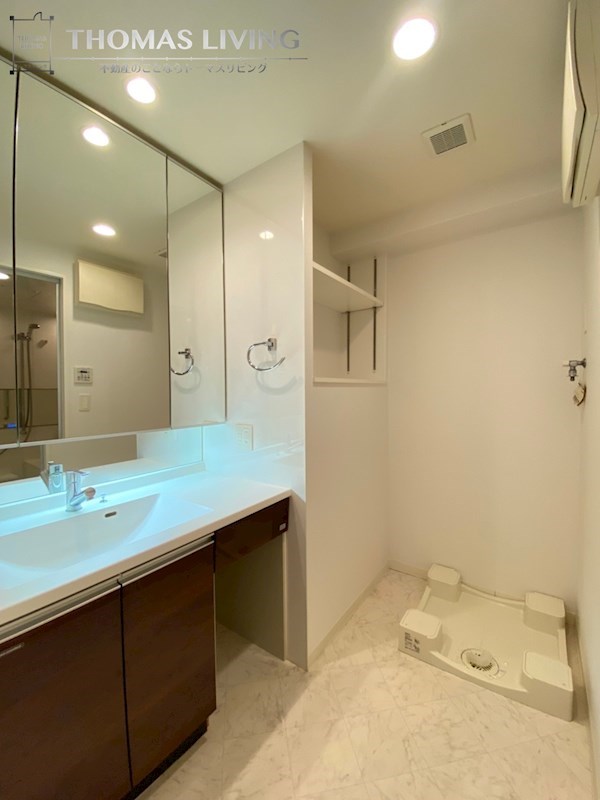 洗面設備　※別号室の参考写真になります。