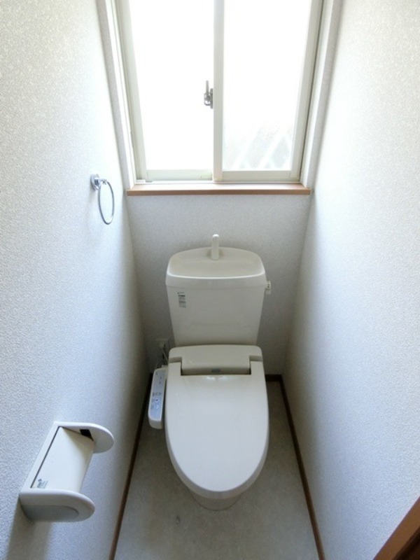 トイレ　図面と現状に相違がある場合には現状を優先