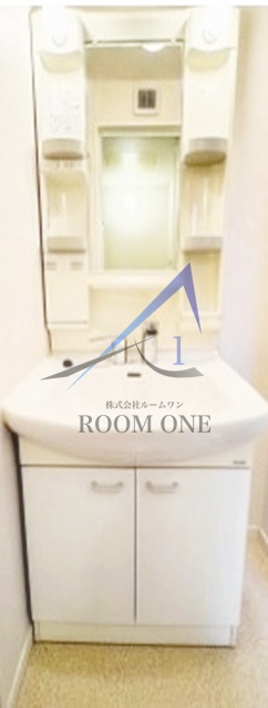 洗面設備　洗面台です。