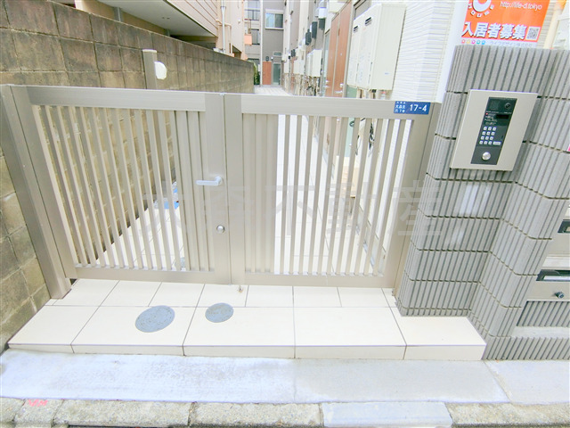 エントランス　オートロック