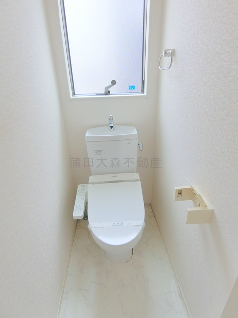 トイレ　トイレ　温水洗浄便座