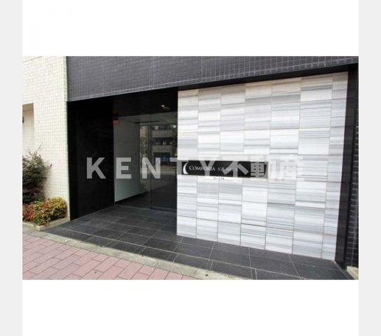 エントランス　ゆとりのあるエントランスです