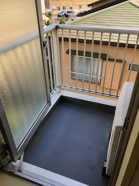 バルコニー　別階、別部屋の写真です。