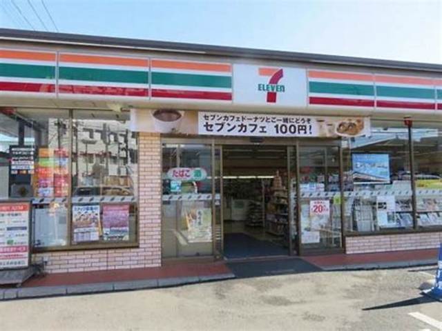 コンビニ　セブンイレブン大阪新北島4丁目店（コンビニ）まで127m