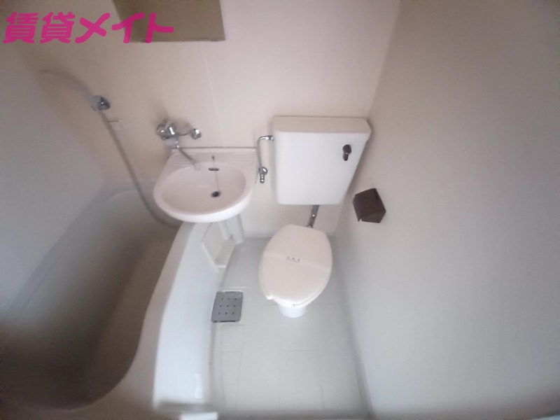 トイレ　別部屋参考写真です