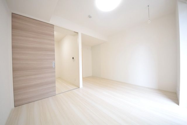 居室・リビング　※別号室参考写真です