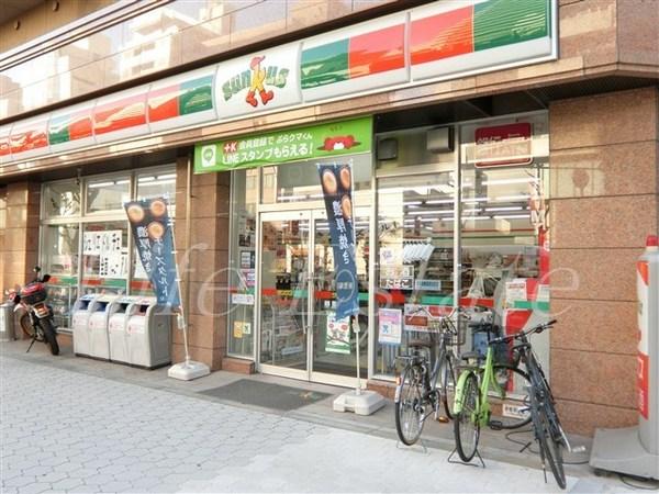 コンビニ　サンクス大阪谷町店（コンビニ）まで178m