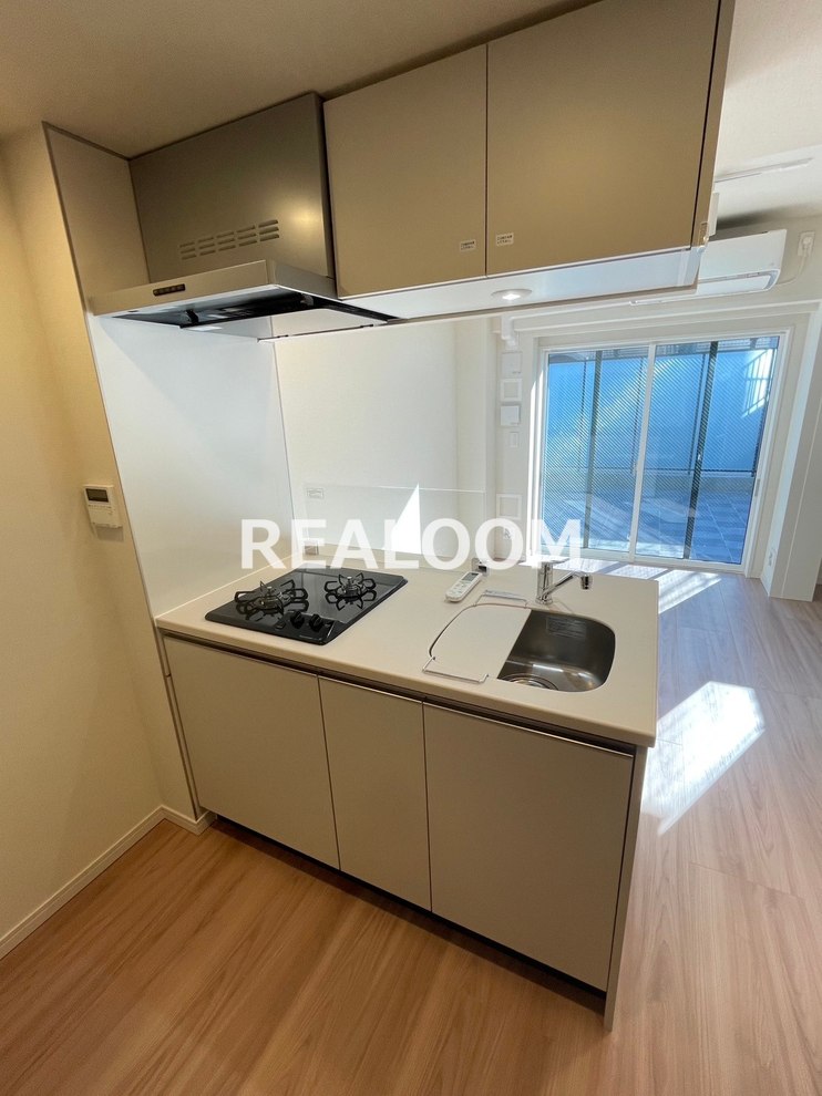 キッチン　写真と現況が異なる場合は現況優先となります。