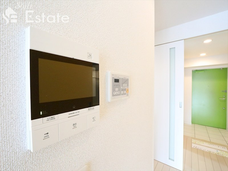 セキュリティ　モニター付きインターホン