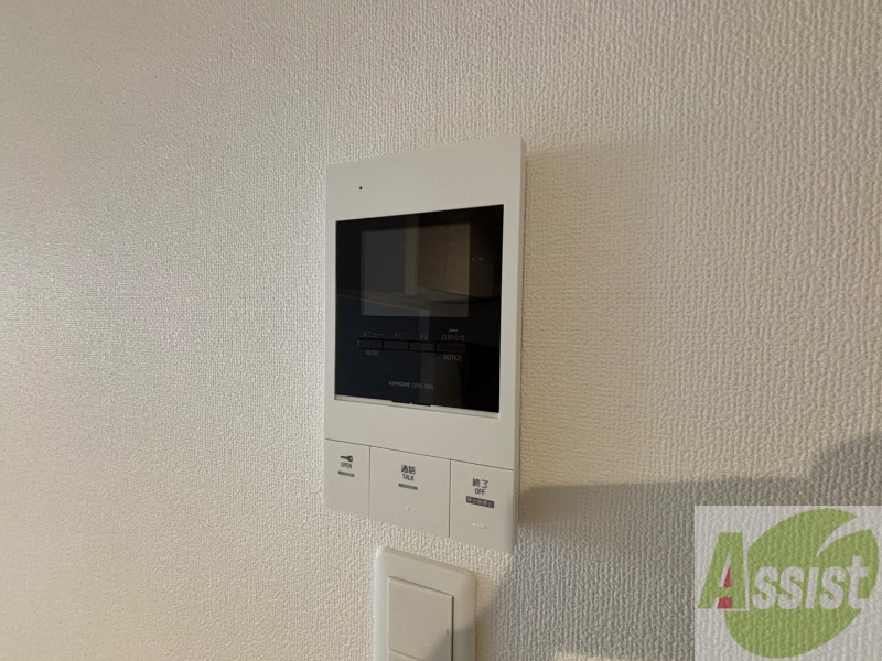 セキュリティ　ＴＶモニター付インターホンです。来客者の顔が見えるので安心！