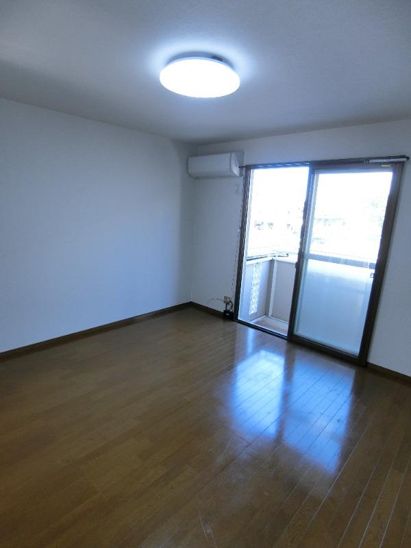 居室・リビング　居室