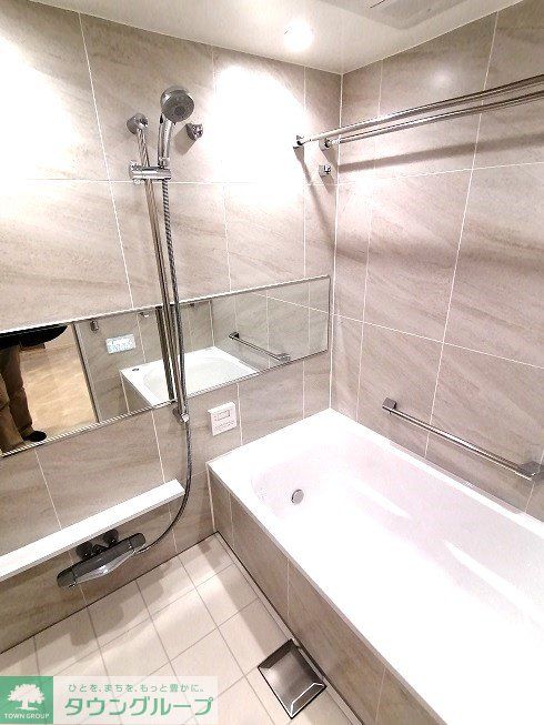 バス・シャワールーム　バス