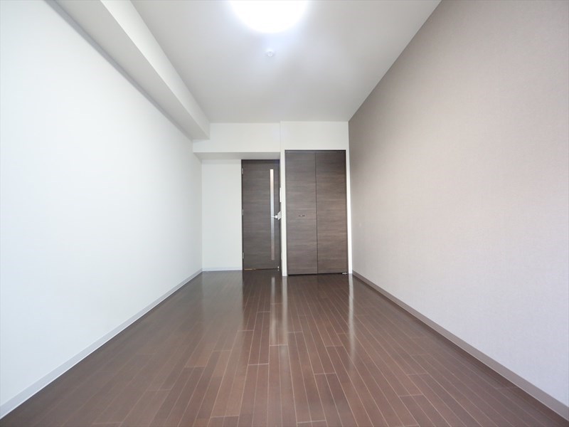 その他部屋・スペース　洋室9.5帖　クローゼット付（収納充実してます）