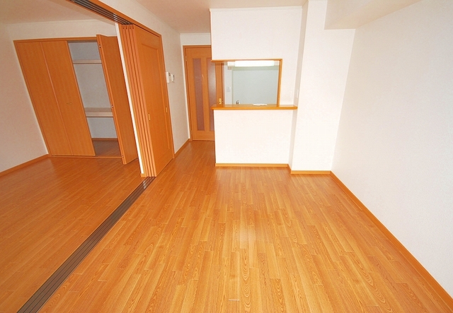 居室・リビング　リビング