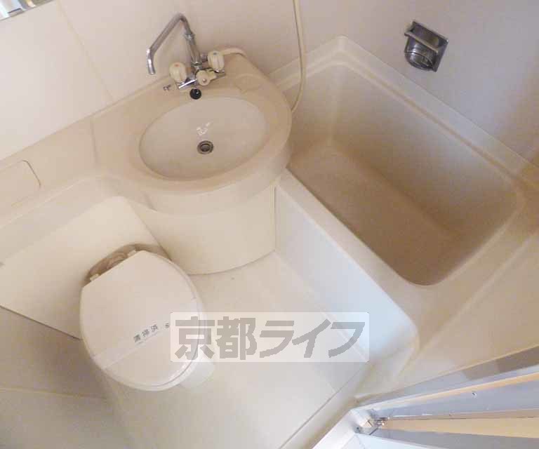 バス・シャワールーム　バスです。