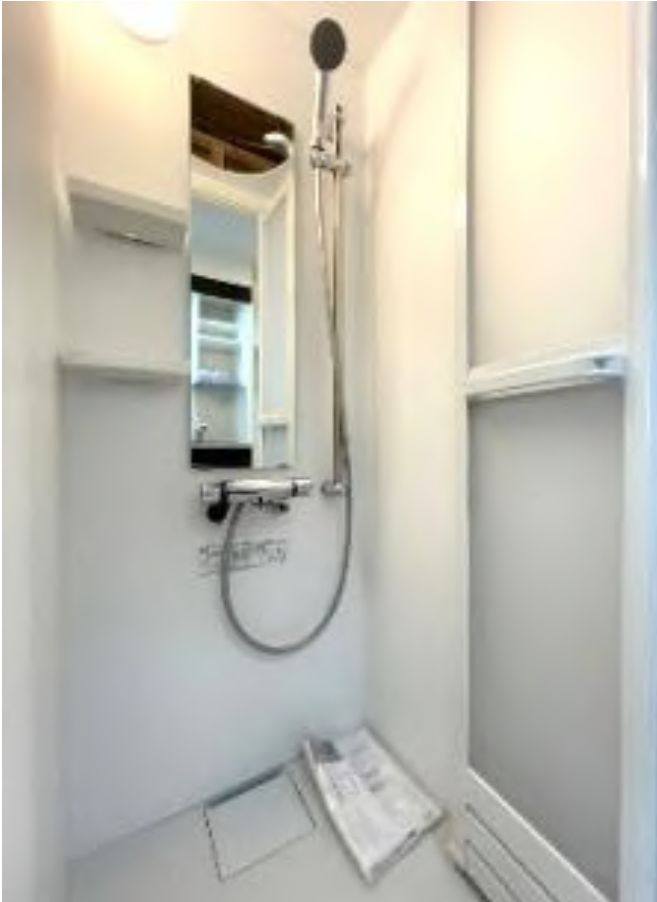 バス・シャワールーム　シャワールーム・トイレ別（同一仕様写真）