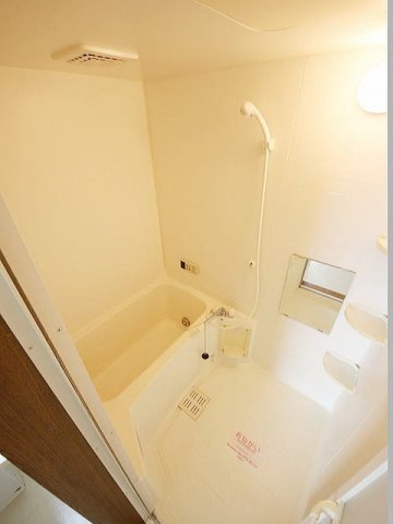 バス・シャワールーム　お風呂で日々の疲れを落としましょう