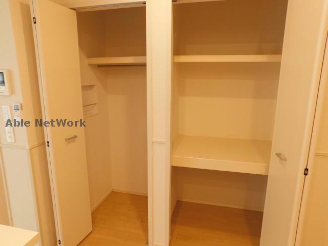 収納　リビング収納