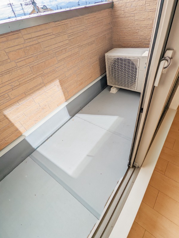 バルコニー　図面と現状に相違がある場合には現状を優先